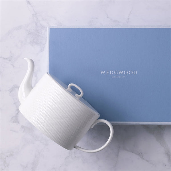 Wedgwood Gio Tea for Twelve