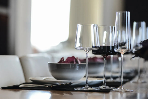 Wedgwood Vera Metropolitan Wine, Set of 2