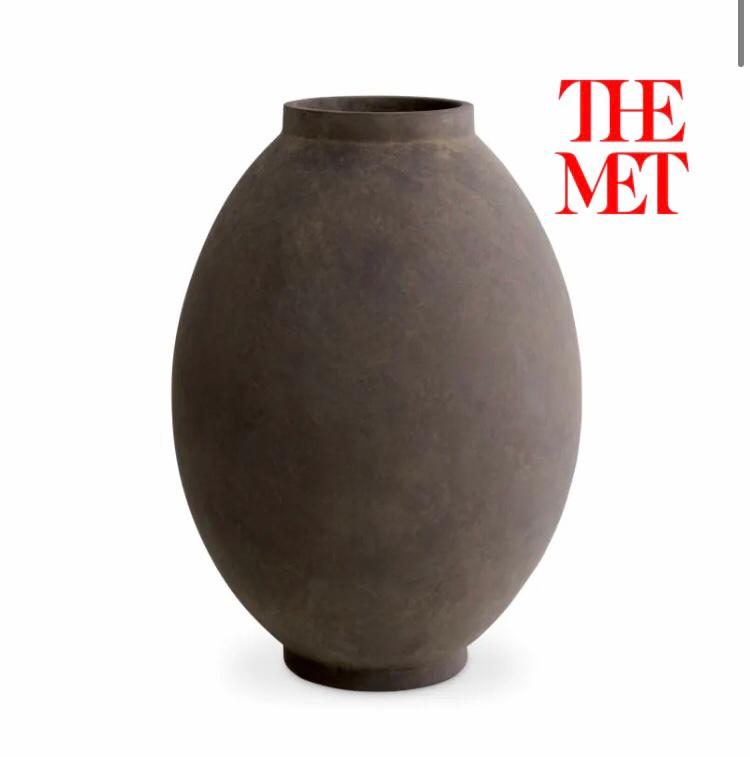Vase Moon Jar Taupe Finish L