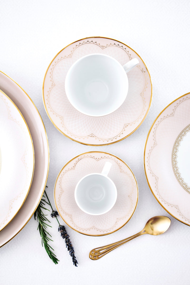 Grace Set of 4 Tea Cups and Saucers