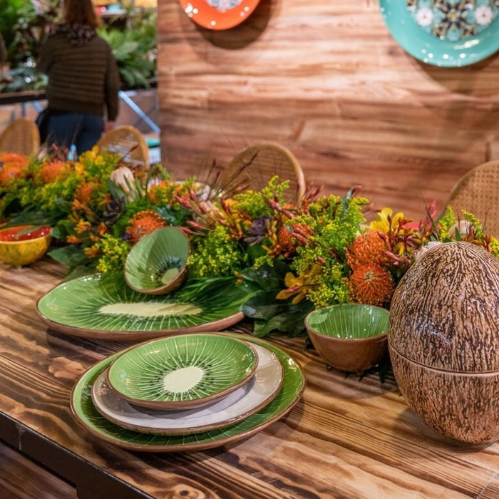 Bordallo Pinheiro | Tropical Fruits Charger Plate Kiwi | Bring