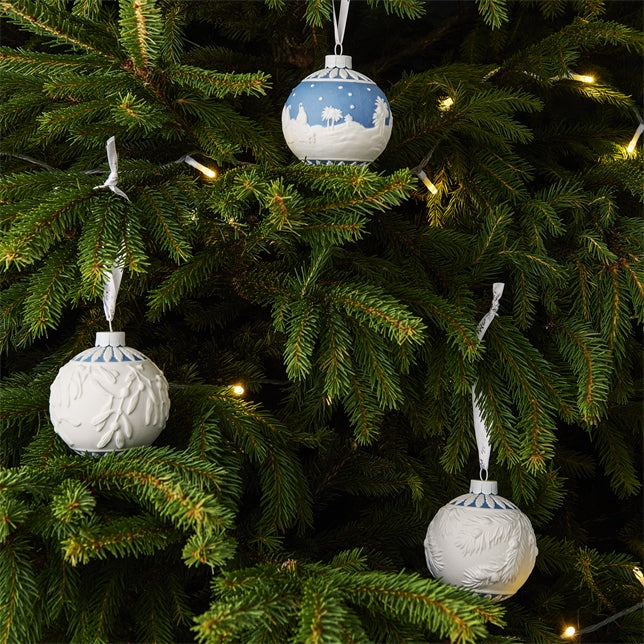 Christmas Frosted Mistletoe Bauble Ornament