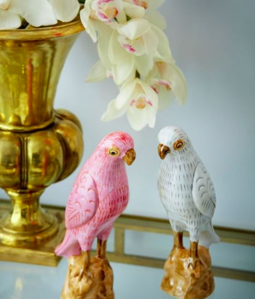Figurine Pink Parrot