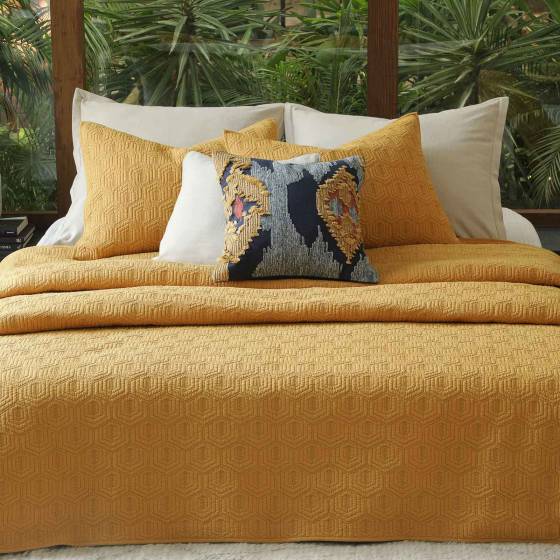 Hexagon Cotton Amber Quilted Bedspread