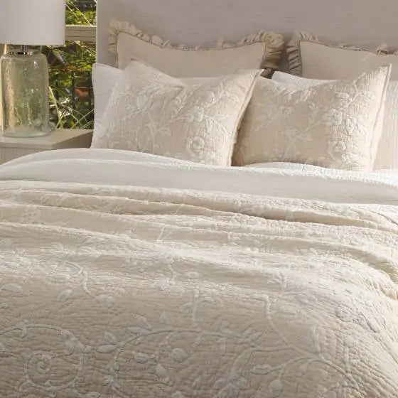 Etoile Natural Ivory Cotton Quilted Bedspread