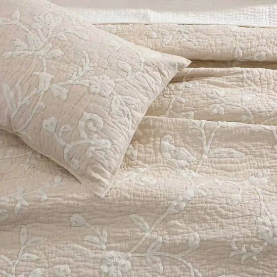 Etoile Natural Ivory Cotton Quilted Bedspread